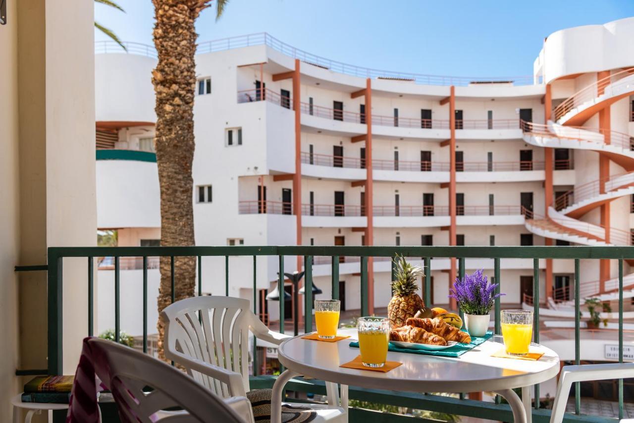 Apartment 211 Cristianos First Sea Line, Swimming Pool